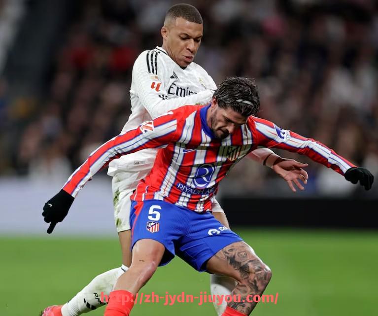 九游jiuyou-世俱杯临场战术调整实例解析：教练临场反应能力展示